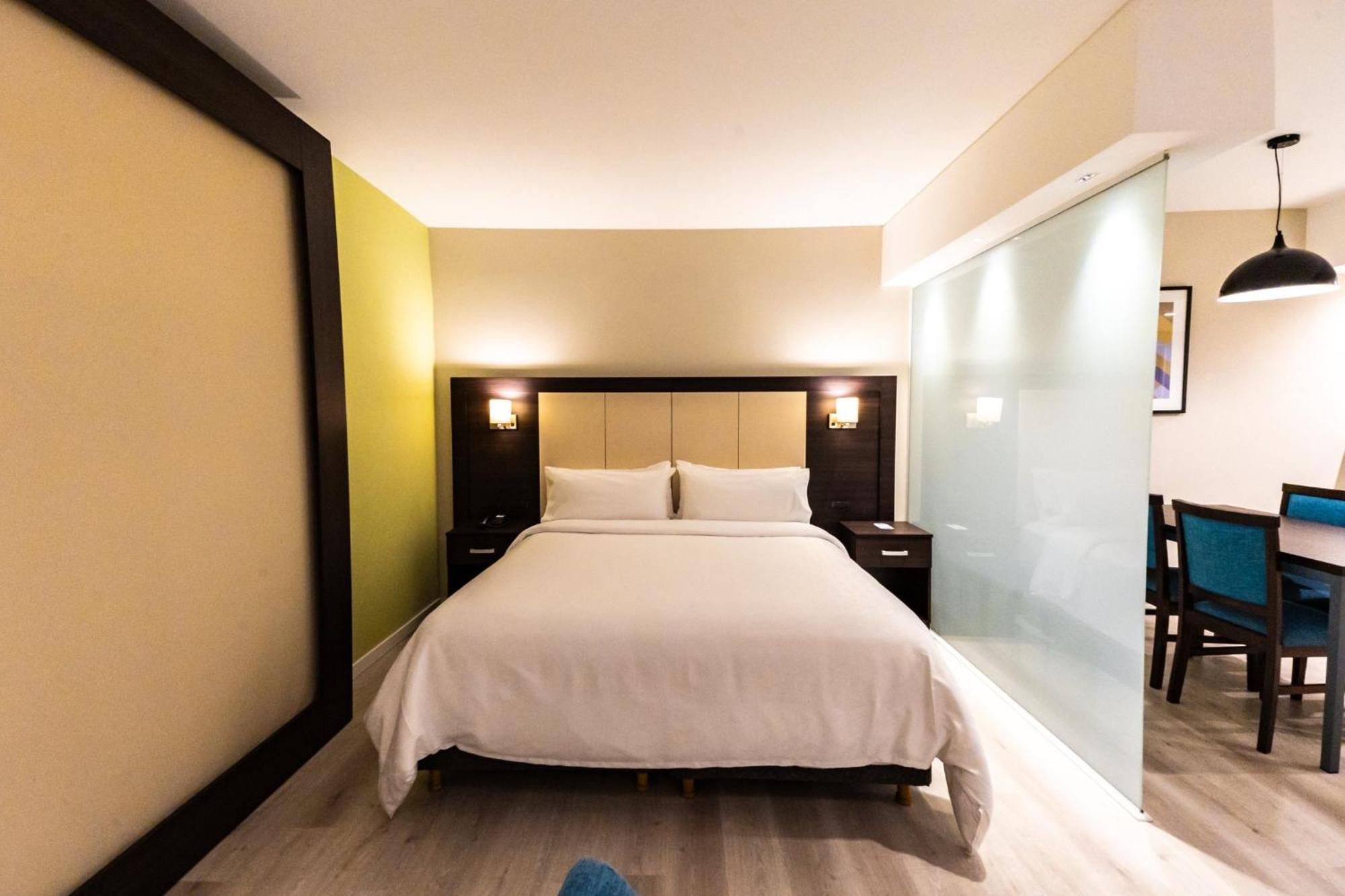 Holiday Inn Express Rosario By Ihg Luaran gambar